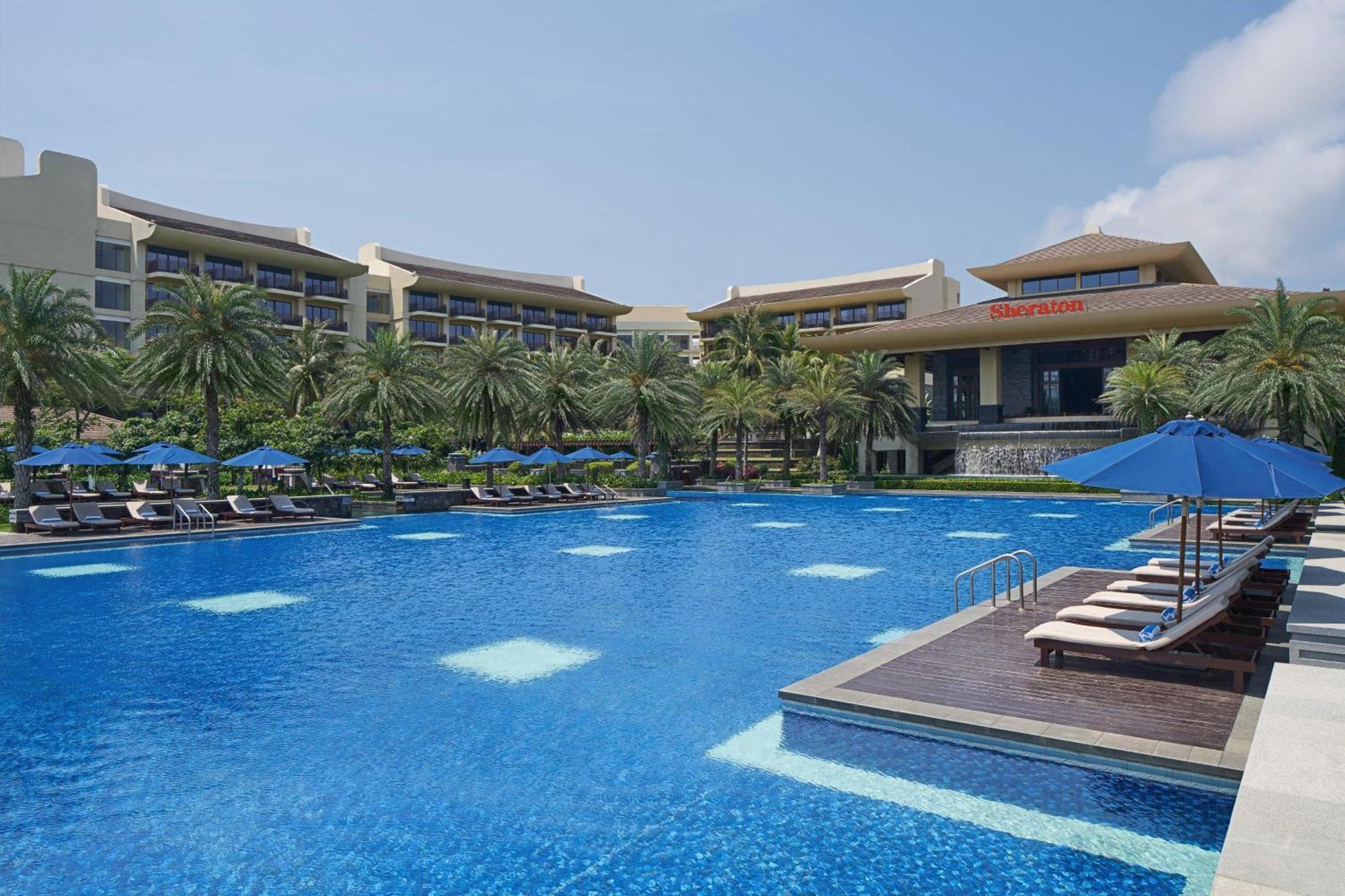 Sheraton Shenzhou Peninsula Resort Wanning Esterno foto